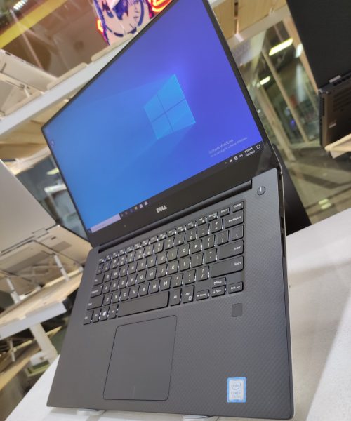 DELL Precision 5520