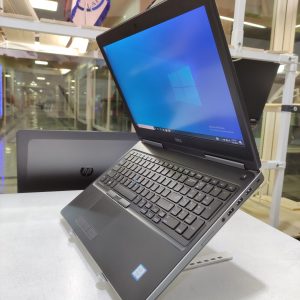 DELL Precision 7520