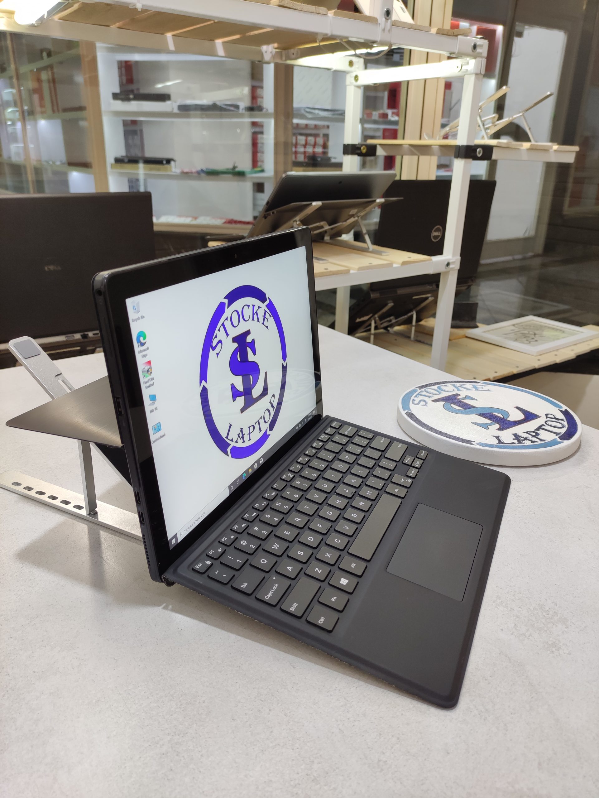 DELL Latitude 5285