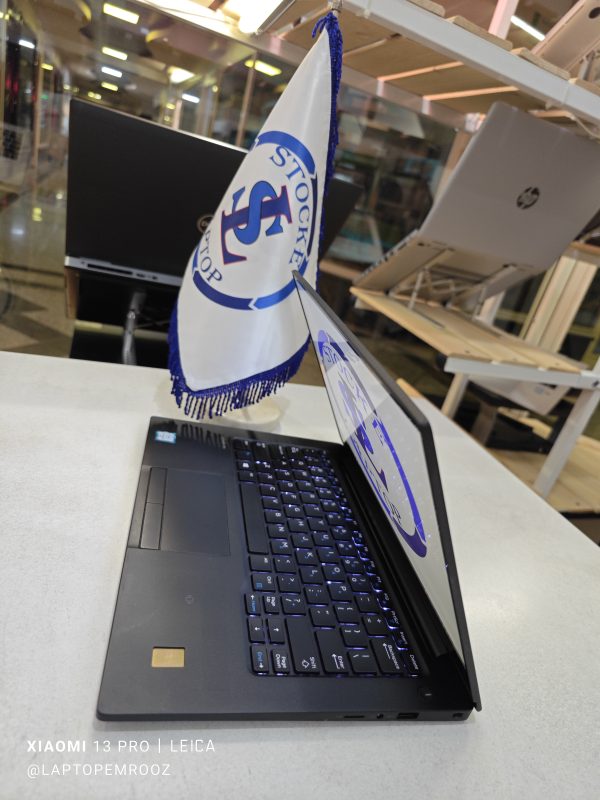 DELL Latitude 7300